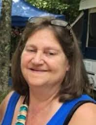 Ellen Vitale's Instagram, Twitter & Facebook