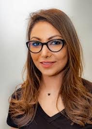 Danielle Procter's Instagram, Twitter & Facebook