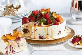 Christmas ice cream pudding is made with store bought ice cream so it's perfect for that last minute impressive christmas dessert. Christmas Ice Cream Cake With Berries And Caramelised Peaches Recipe Parkmore Shopping Centre