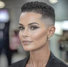 I really like this photo could someone please cover my ear with my hair x  Thank you in advance ❤️