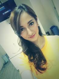 Hasil gambar untuk wiwid gunawan hot