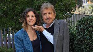 Le figlie raccontano di gigi e sagitta. Gigi Proietti In Famiglia La Mia Sagitta E Un Pilastro E Sono Fiero Delle Mie Figlie La Repubblica