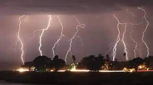 See more ideas about amazing nature, beautiful nature, wild weather. Lightning Strikes In North India All You Need To Know About Phenomenon Latest News India Hindustan Times