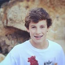 Happy 27th birthday Shawn! 🎂😘 eD..