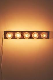 Hollywood Vanity Light In 2020 Hollywood Vanity Lights Plug In Vanity Lights Vanity Lighting