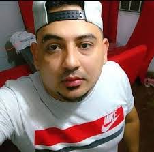 Elvis Rueda's Instagram, Twitter & Facebook