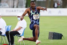 That's not it, he ran down olympic 100m favourite trayvon bromell on the straight to win the 200m meet in a stunning 20.11 seconds. Knighton Breaks Bolt S World U18 200m Best With 20 11 In Jacksonville Reports World Athletics
