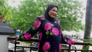 Azean irdawaty buah hati kekasih orang. Pelakon Veteran Azean Irdawaty Meninggal Dunia