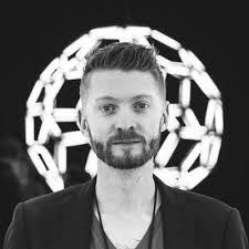 Sarah Lesher's Instagram, Twitter & Facebook