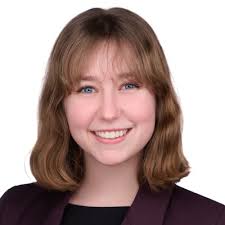 Roza Borren op LinkedIn: Afgestudeerd! 🎓 Na vier mooie jaren op de  opleiding Communicatie van de…