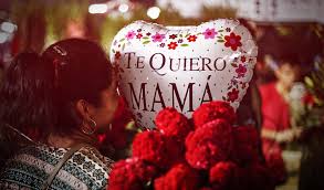 Y también se que un día la veré en la otra vida. Canciones Dia De La Madre Musica Para Dedicar A Mama En Su Dia Video La Republica