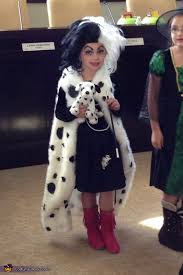 Cruella deville is probably one of your favorite persona and you are looking for the cruella deville costume. Homemade Cruella Deville Costume For Girls