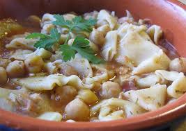 Check spelling or type a new query. Ricetta Pasta E Ceci Napoletana Noti Come Lampi E Tuoni