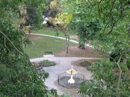 City of bellingham tennis courts remain closed. Woman Says Naked Man Tried To Grab Her At A Bellingham Park 1170 Kpug Am