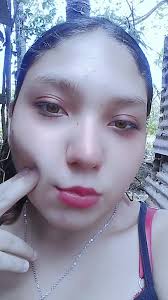 cuando Disen que les caigo mal me vale tres pares de mierda 😂😋