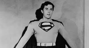 Dünyanın en popüler süper kahramanlarından biri olan süpermen acaba günümüz toplumunda ne yapardı? Actorii Care Au Purtat Mantia Lui Superman In 65 De Ani De Existenta Televizata