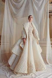 Ashi Studio Parigi Haute Couture Fall Winter 2018 19 Shows Vogue It Wedding Dresses A Line Wedding Dress Designer Wedding Dresses