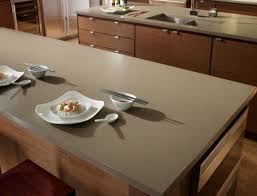 El mármol es una de las opciones clásicas para las encimeras de cocina. Encimeras Para Tu Cocina Granito Cuarzo Laminado O Porcelanico Reformas De Cocinas Banos E Interiores En Barcelona
