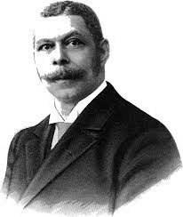 Caroline Posey's Instagram, Twitter & Facebook