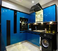 مطبخ أكريلك باللون الأزرق على الطراز الأمريكى سهل التنظيف مع شكل غايه فى الروعه Modern Kitchen Design Modern Kitchen Kitchen Design Small