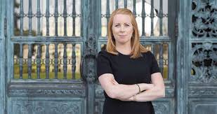 I sitt tal på centerpartiets kommundagar var annie lööf tydlig med att hon kommer att hålla gränsen åt högerflanken, vilket är rätt både politiskt och strategiskt. Centerstamman Sa Skapar Vi En Battre Forlossningsvard Skillingaryd