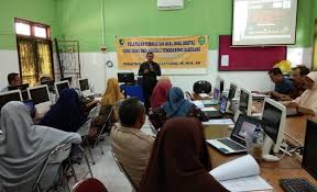 Orang karyawan sebesar rp1.400.000 29 januari 2017 cuci mobil clean memperoleh. Pengabdian Masyarakat Akuntansi Manajerial Gelar Pelatihan Pembuatan Soal Soal Digital Di Sman 2 Tenggarong Polnes Politeknik Negeri Samarinda Official Web