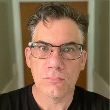 Michelle Bruski's Instagram, Twitter & Facebook