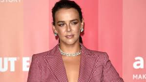 Check spelling or type a new query. Pauline Ducruet Alles Uber Das Leben Der Schonen Tochter Von Prinzessin Stephanie
