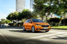 Skoda fabia 4 preview vorschau erste skizzen vom design bilder first pictures exterieur außen led rückleuchten matrix led letzte infos vor premiere. Litfvxnjd2zuvm