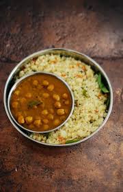 A Healthy And Filling Breakfast Of Upma And Kadala Curry Kerala Food Indian Food Recipes Curry