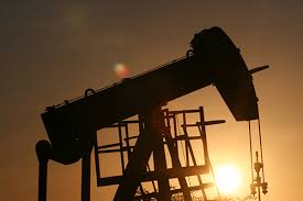 Resultado de imagem para simbolo do cavalo puchando petróleo em carnaubais