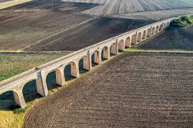 4 galleria mirenzi, spinazzola, bt 76014, spinazzola, puglia 76014. Ponte 21 Archi Il Viadotto Fantasma Di Spinazzola Puglia Com