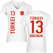 Die neuen türkei em 2016 trikots, die zum ersten mal bei den freundschaftsspielen am ende des nike und der türkische fußballverband haben heute morgen die neuen türkei trikots enthüllt. Damen Fan Shirt Turkei Trikot Crazyshirt De 16 95