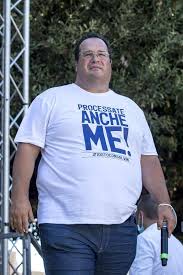 41,633 likes · 2,888 talking about this. Quello Che Fa Le Indagini Sulla Lega Lo Abbiamo Messo Noi Video L Inchiesta Di Fanpage Su Dur Politica