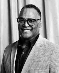 Christine Oldham's Instagram, Twitter & Facebook