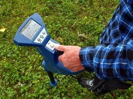 El precio del detector de metales está directamente relacionado con las posibilidades de búsqueda, pero indirectamente con el costo y la cantidad de cada uno de estos grupos de detectores, tiene su propia especialización. Rover C4 Detectores Peru