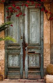 Tselentis Arch Topic Moods October 2012 Facebook Antike Turen Coole Turen Fenster Und Turen