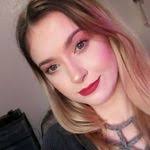 Lacey Boles's Instagram, Twitter & Facebook