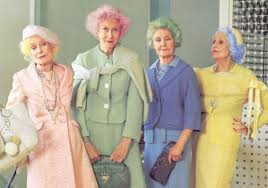 The color is natural resulting in a younger look as shown in this photo of meryl streep. 31 The Fashionable Elderly Ideas Advanced Style Aging Gracefully Women