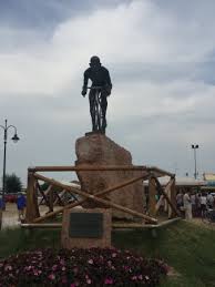 Pantani de bir basın açıklaması yaparak ''bu bir komplo. Monumento A Marco Pantani Cesenatico Aktuelle 2021 Lohnt Es Sich Mit Fotos