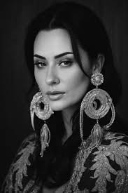 20pc lot of beautiful fashion earrings