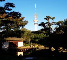 Der japanische garten wird von uns als einem gemeinnützigen verein mit viel ehrenamtlichem ihre spende per überweisung richten sie bitte an japanischer garten kaiserslautern e.v. Japanischer Garten Telemichel Planten Un Blomen Hamburg Typisch Hamburch
