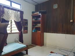 Untuk mengetahui apa dan bagaimana desain rumah panggung masa kini, simak berbagai contoh desain. Gambar Modenisasi Bilik Tidur Pemuda Kongsi Transformasi Bilik Tidur Kampung Jadi Moden