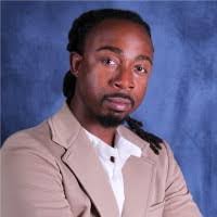 Amber Leake's Instagram, Twitter & Facebook