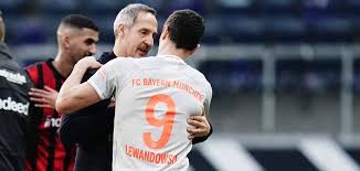 In einem interview mit der aargauer zeitung verriet er, dass seine eltern 1986 in die steiermark zogen, um arbeit zu finden. Dank Ausstiegsklausel Hutter Kann Frankfurt Bei Millionenofferte Verlassen Sky Sport Austria