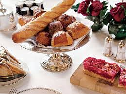 The Peninsula Paris With Its Meticulously Restored 1908 Belle Epoque Carved Wood Gold And Bronze Gilding Ha Pretty Breakfast Paris Breakfast Hotel Breakfast
