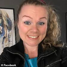 Driver of ute involved in crash that killed pregnant mother in Pakenham  South, dies in hospital