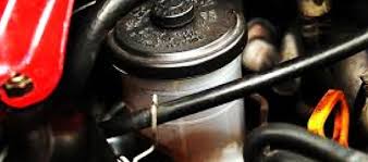 Minyak power steering juga memiliki batasan atau usia pakainya dimana penggantian oli power steering ini berbeda beda untuk tiap jenis dan merk mobil disesuaikan dengan teknologi power steering itu sendiri. Update Harga Oli Power Steering Mobil Daftar Harga Tarif