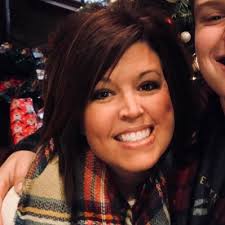 Gretchen Weiler's Instagram, Twitter & Facebook