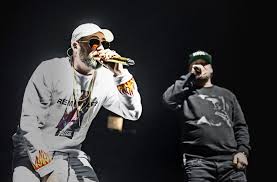 Bürgerlich paul hartmut würdig) wofür ist rihanna auch bekannt? Sido Und Kool Savas In Stuttgart Die Pubertat Ist Noch Lange Nicht Vorbei Kultur Stuttgarter Nachrichten